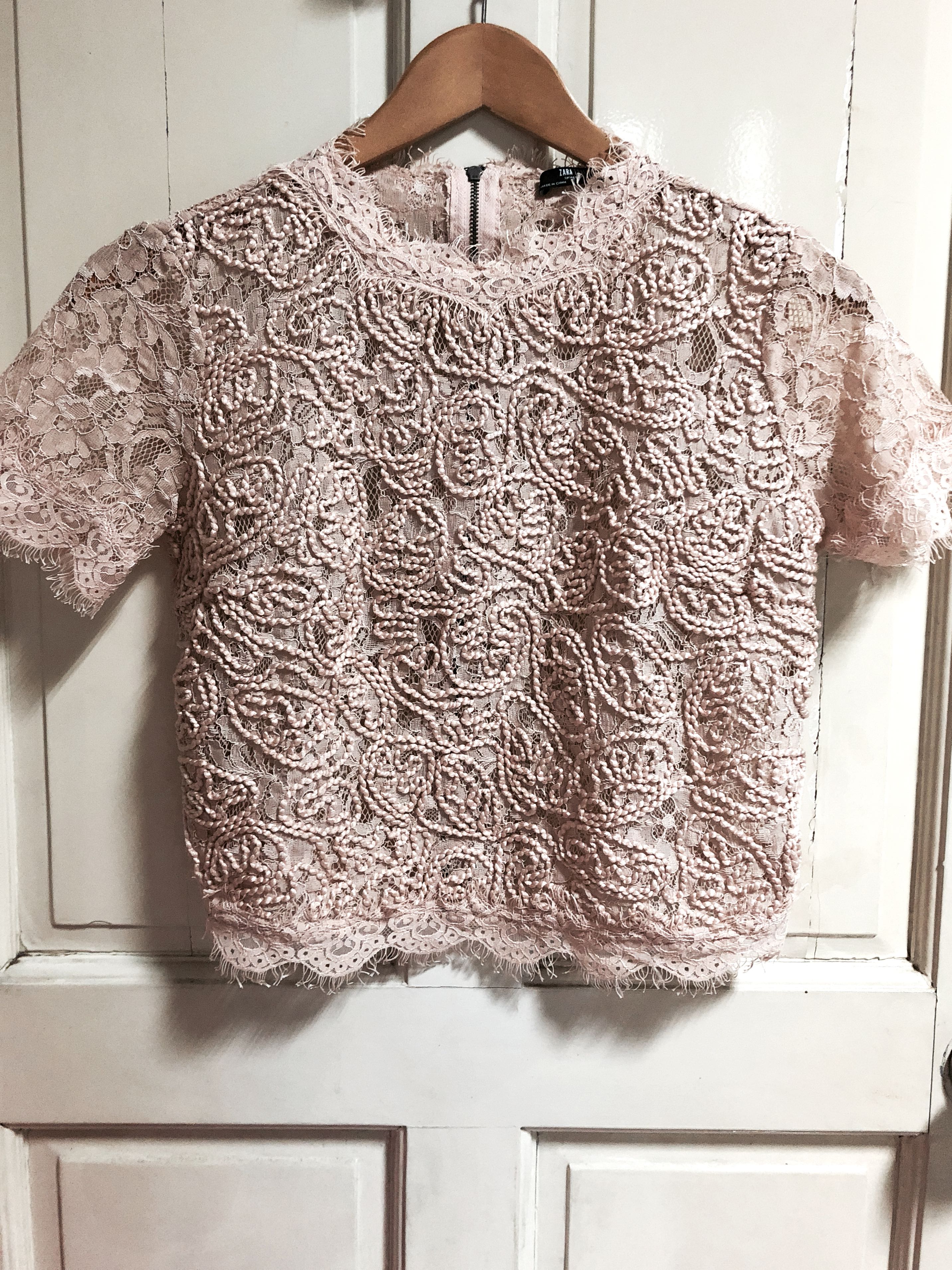 zara embroidered lace top