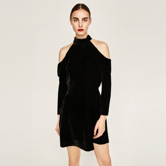 Zara's Black Velvet Dress, Women's Fashion, Dresses & Sets, Dresses on