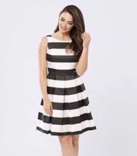 Review dress ‘New York’ Size 8