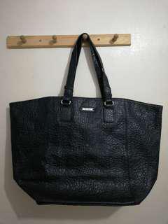 Mango Black (Bayong style) bag