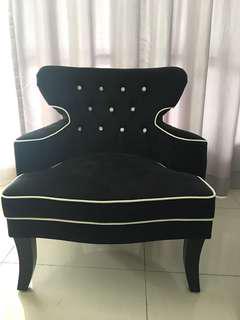 Single seat velvet sofa