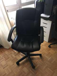 Black Leather Desk Chair