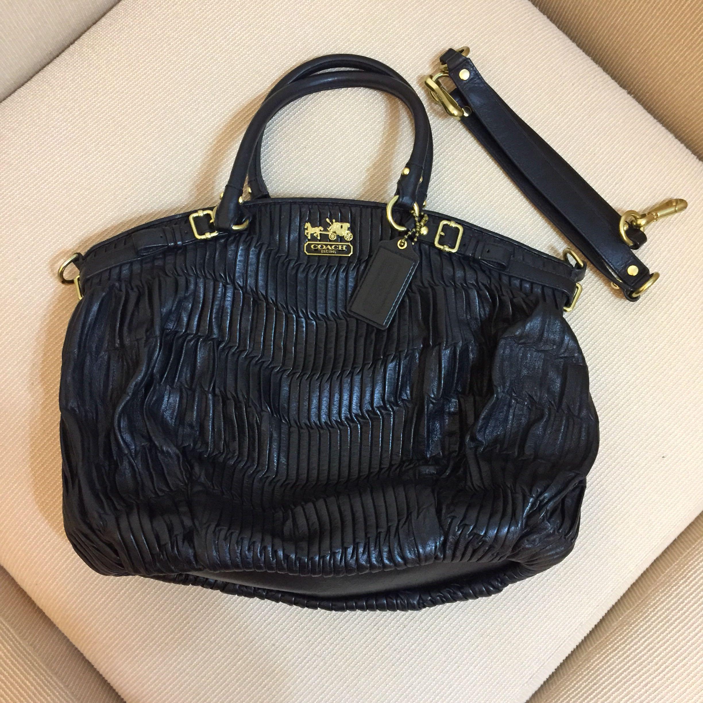Authentic Coach Gathered Leather Sophia Madison Convertible Handbag Pleated