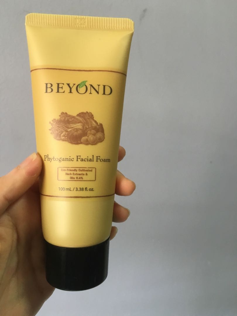beyond phytoganic facial foam