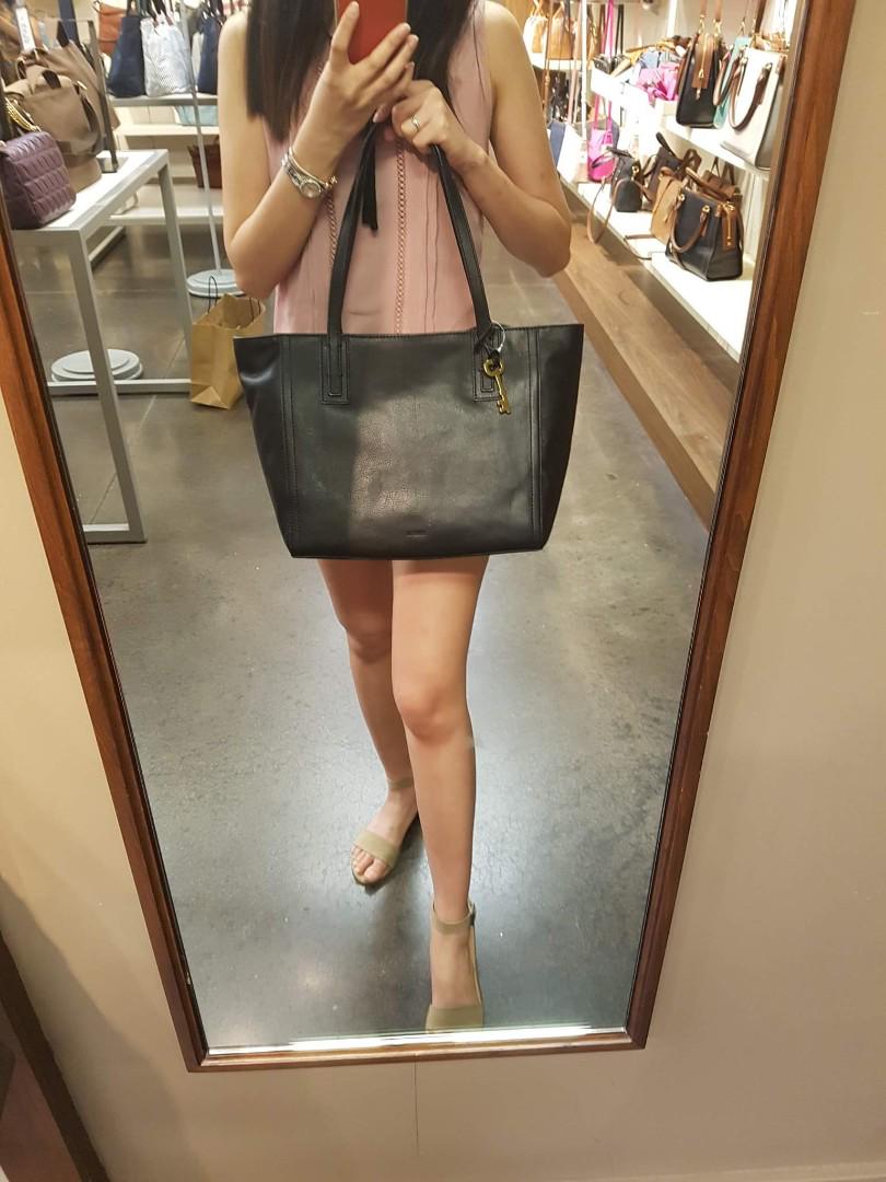 fossil purse clearance