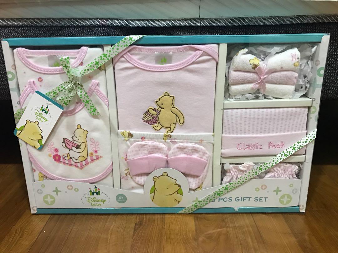 winnie the pooh baby gift set