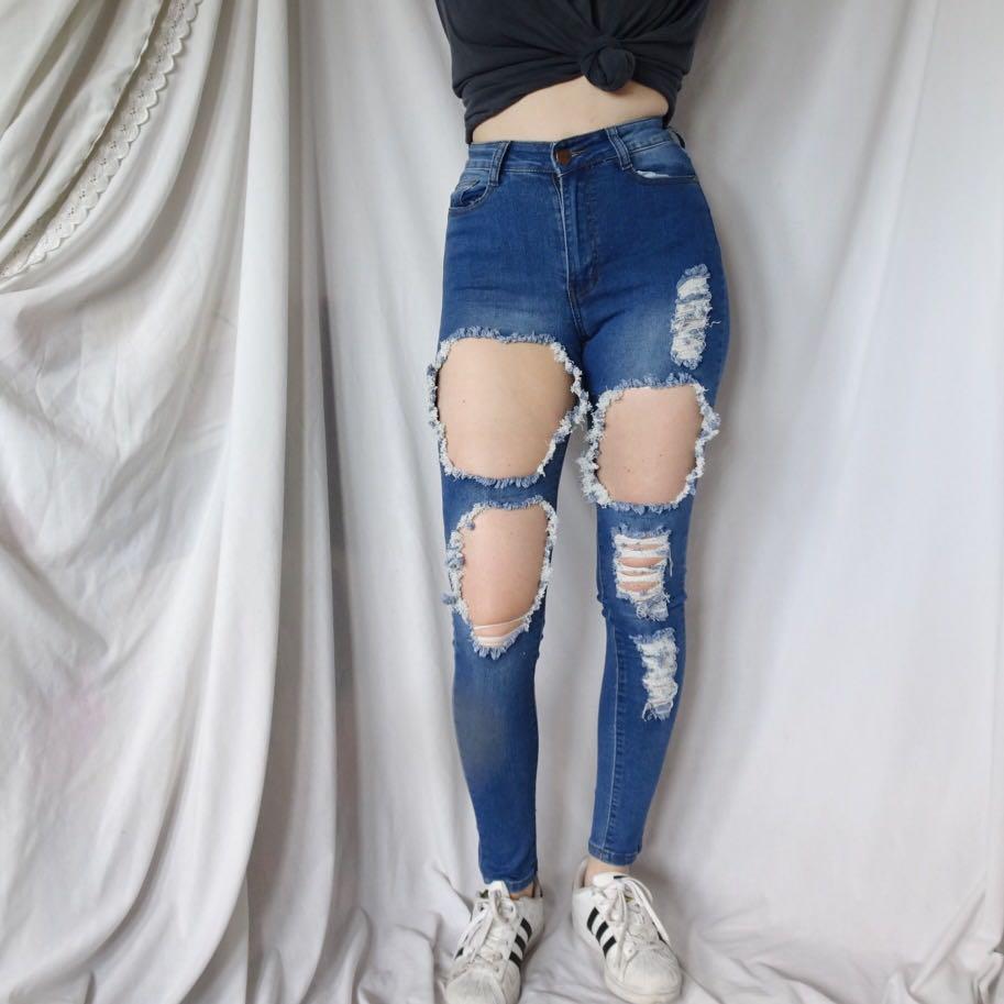 size 3 in fashion nova jeans