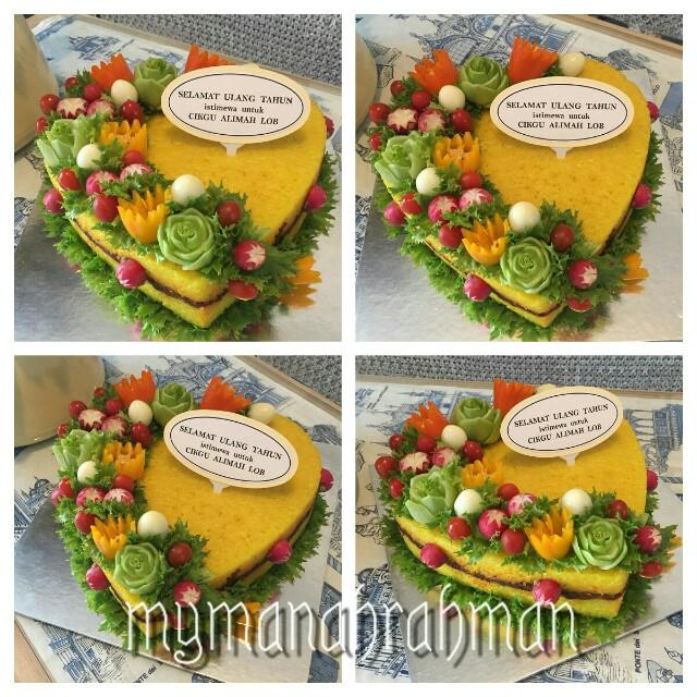 Gubahan Hantaran Pulut Kuning Berkat Pulut Rendang Design Craft Others On Carousell
