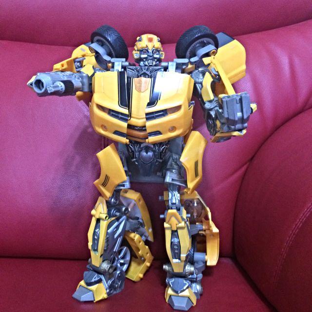 Huge bumblebee transformer store