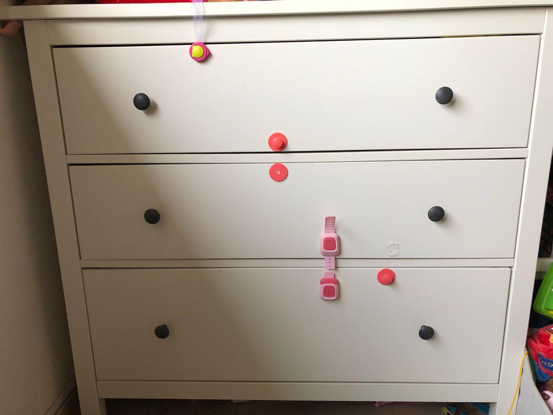 Ikea Hemnes Chest Of 3 Drawers Furniture Shelves Drawers On
