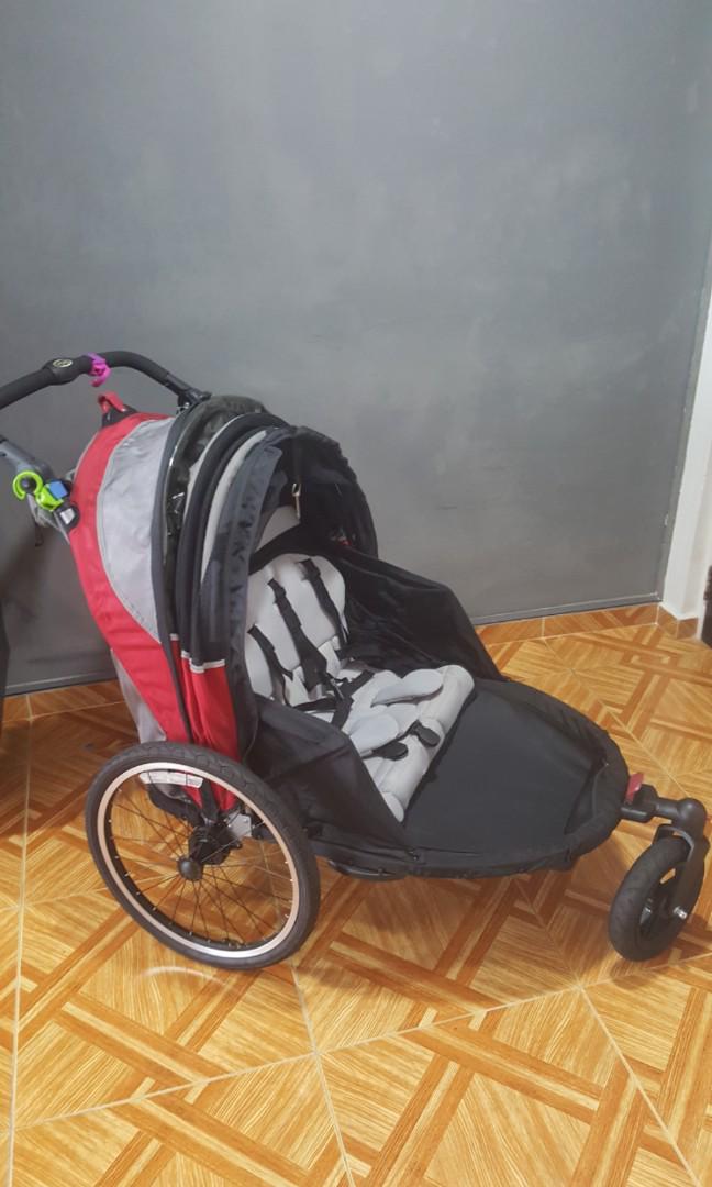 InStep 2 seater bicycle trailer(can convert to stroller), Sports