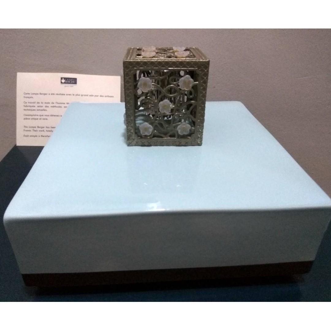 LAMPE BERGER SIGNATURE COLLECTION VERSAILLES, Furniture & Home