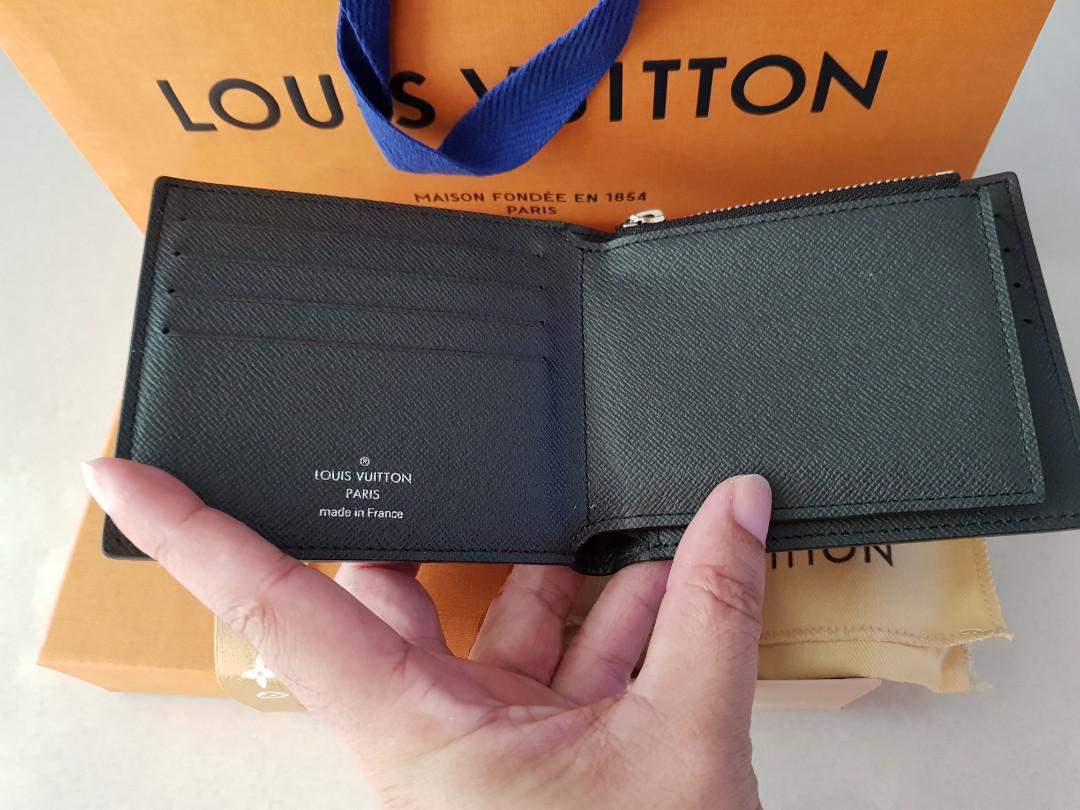 Louis Vuitton AMERIGO WALLET for Sale in Puisseguin, Nouvelle