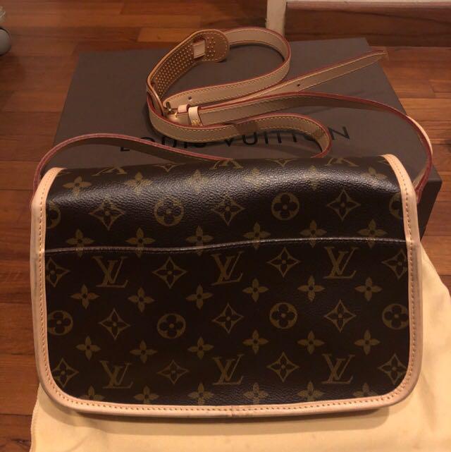 Louis Vuitton Sologne Handbag Monogram Canvas Brown 2338223