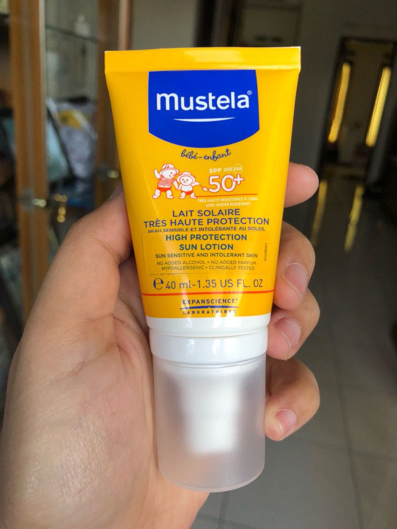 sunblock mustela