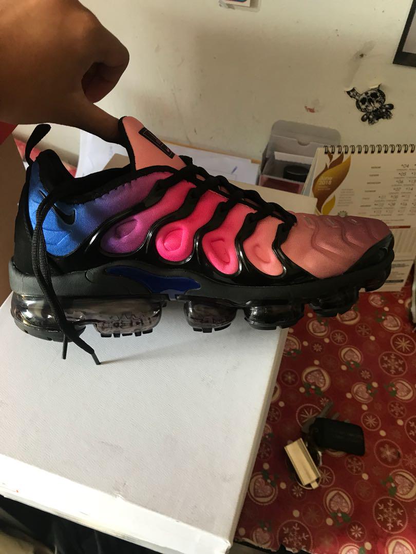 authentic vapormax plus