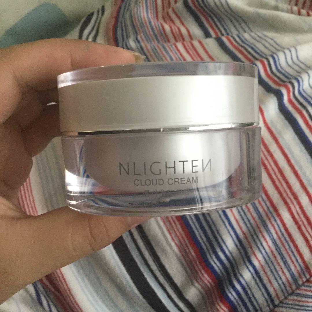 NLIGHTEN Cloud Cream (Category: Face Care) located in Manila. Submitted by sendjoy (Listing ID 178436655, Image 1). Description: Cloud Cream (valued at 1,500php) BENEFITS Helps provide instant brightening effect to the face Helps maintain an even skin tone Helps lighten dark spots Helps limit the over-production of melanin Helps reduce the signs of aging Helps protect from UVA & UVB rays NLIGHTEN CLOUD CREAM provides an instant brightening effect