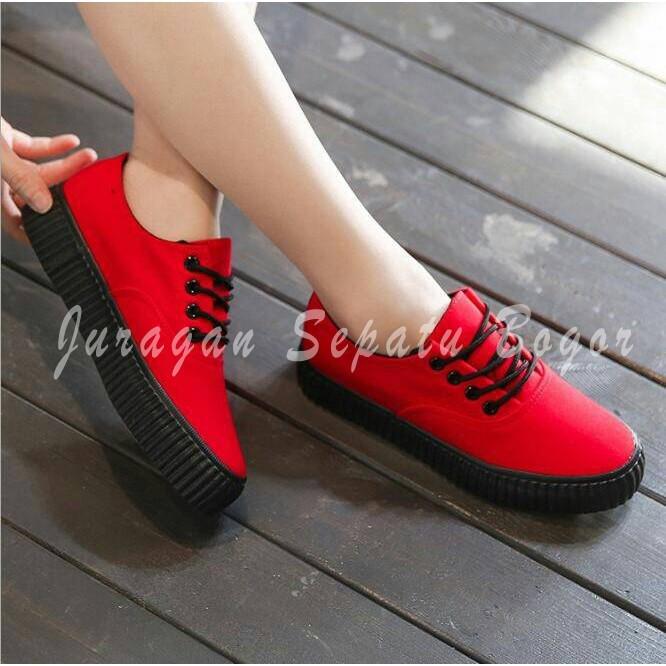 Sepatu Kets Wanita Kanvas Merah Olshop Fashion Olshop Wanita Di Carousell