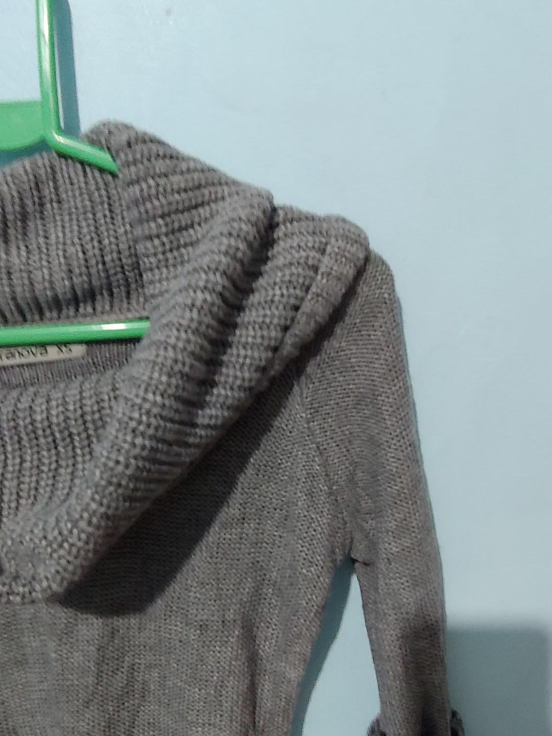 Terranova Gray Cowl Neck Knitted Pullover (Category: Others Tops) located in Cebu City. Submitted by jaynee08 (Listing ID 178543527, Image 2). Description: Preloved but in excellent condition. #garagesale3.