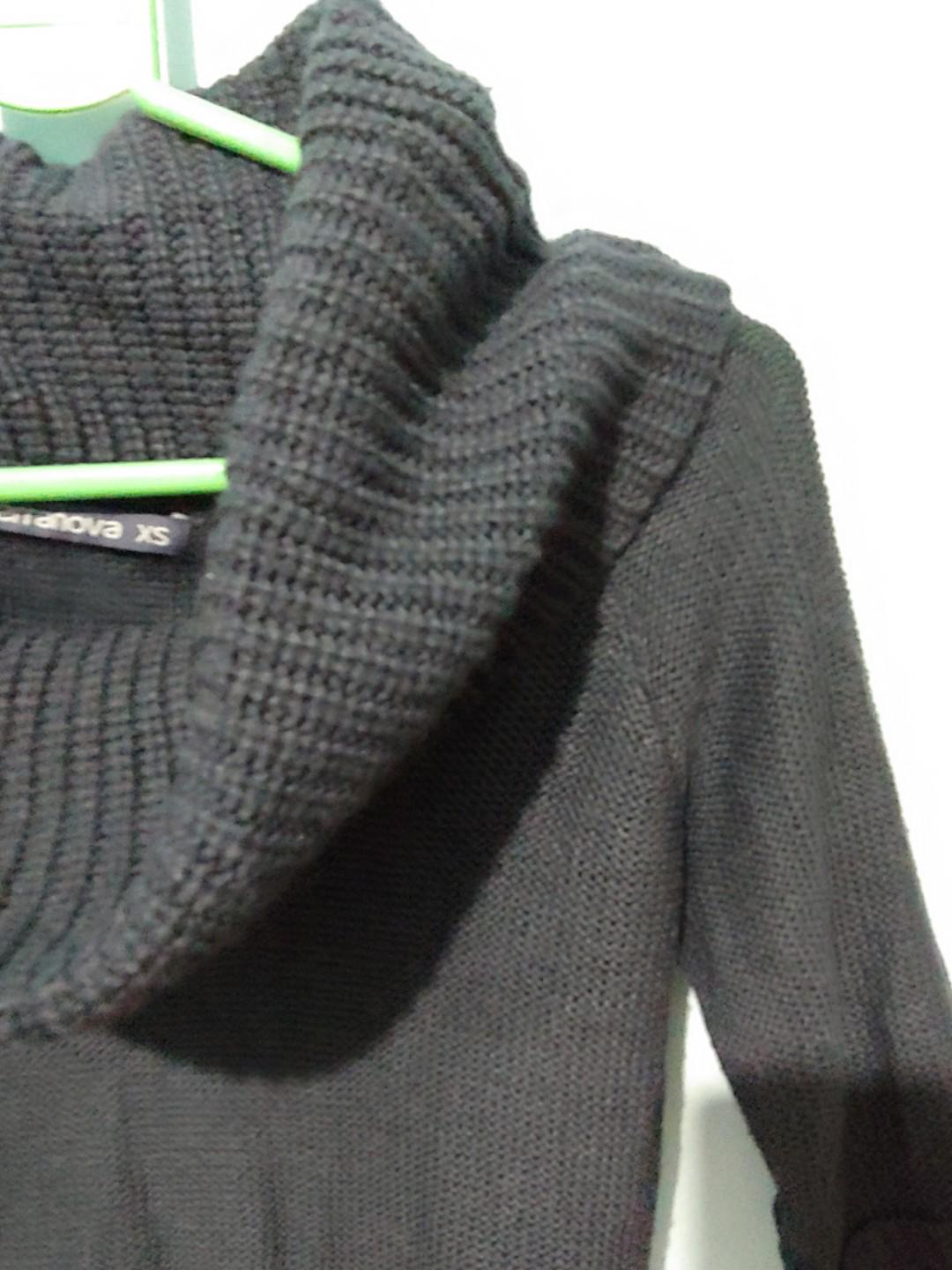 Terranova Navy Blue Cowl Neck Knitted Pullover (Category: Others Tops) located in Cebu City. Submitted by jaynee08 (Listing ID 178543313, Image 2). Description: Preloved but in excellent condition. Perfect for cold offices. Rfs- does not fit me anymore #garagesale3.
