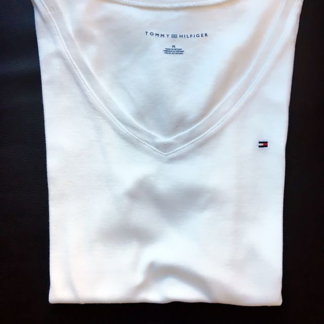 tommy hilfiger white v neck t shirt