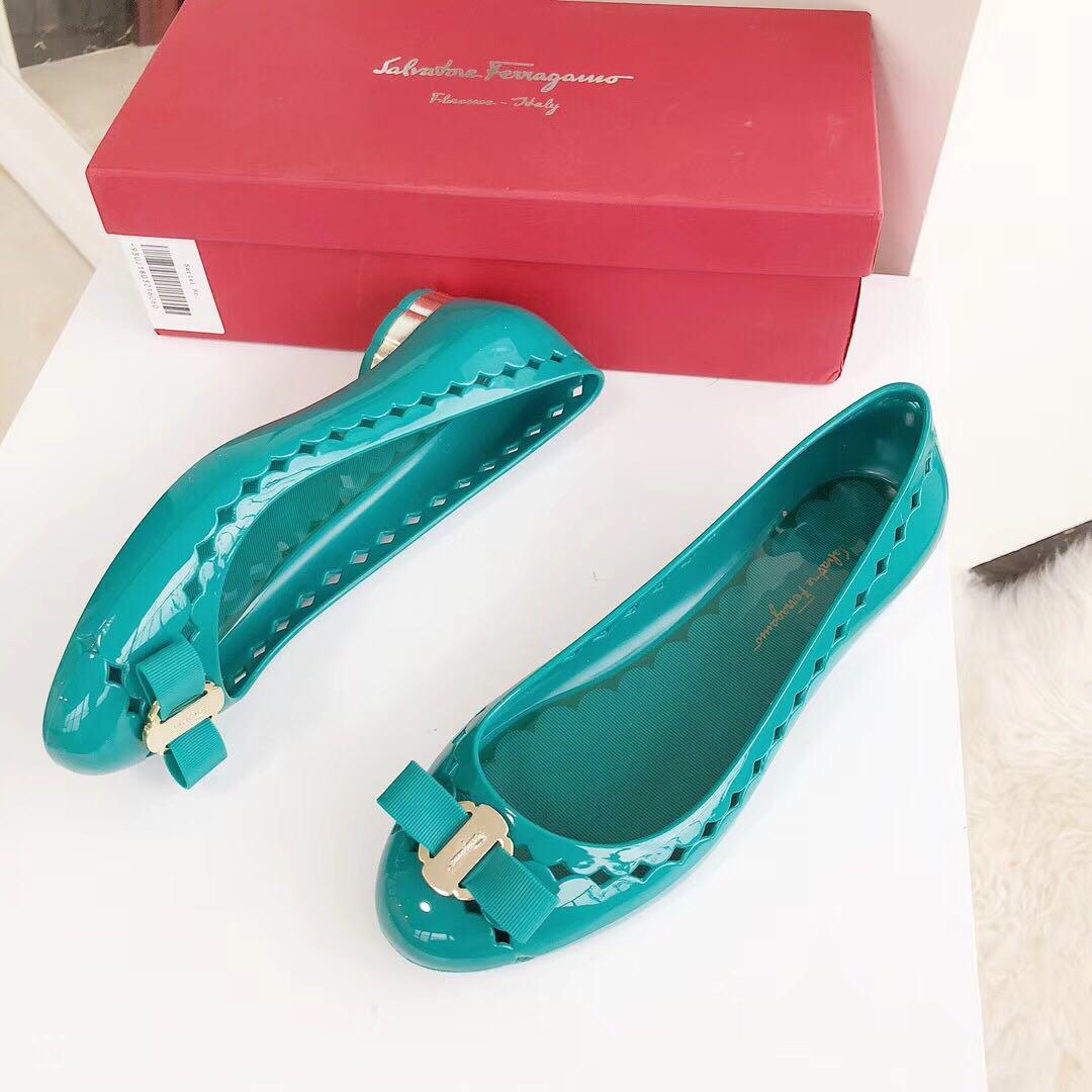 ferragamo jelly shoes 2018