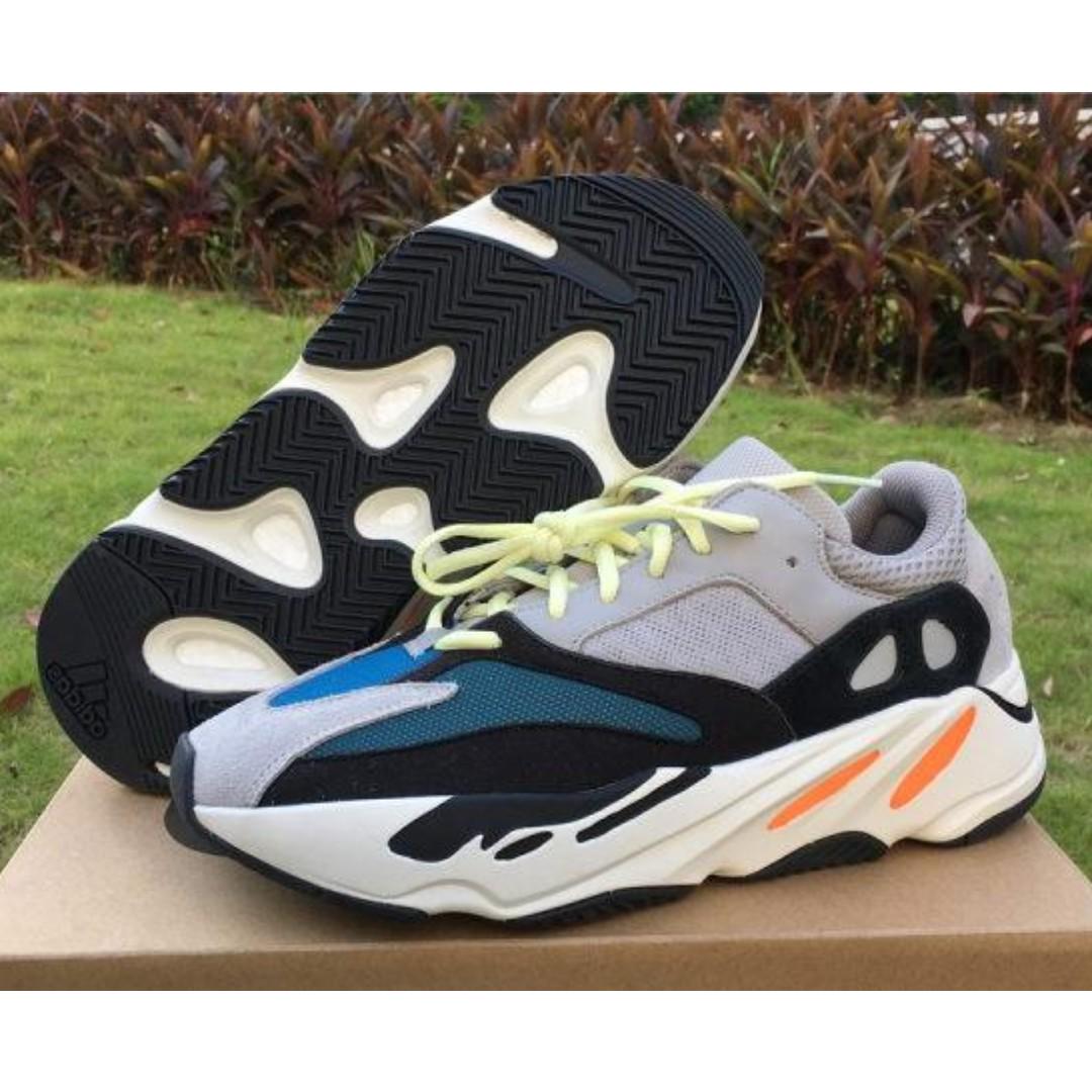 adidas yeezy wave runner 700 solid grey