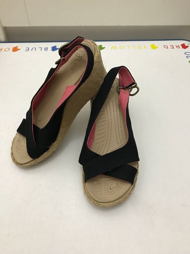 Sepatu crocs wanita 2025 wedges