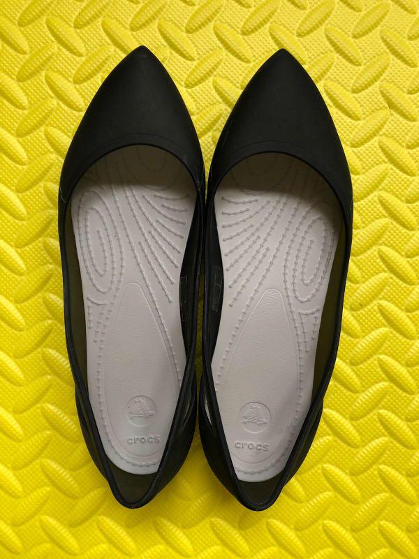 Crocs rio shop flat size 7