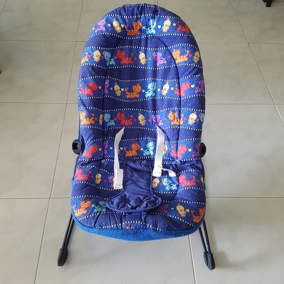 Fisher price cover and play bouncer new arrivals