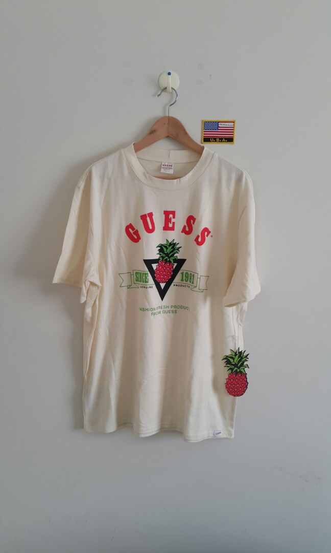 guess farmers market tee