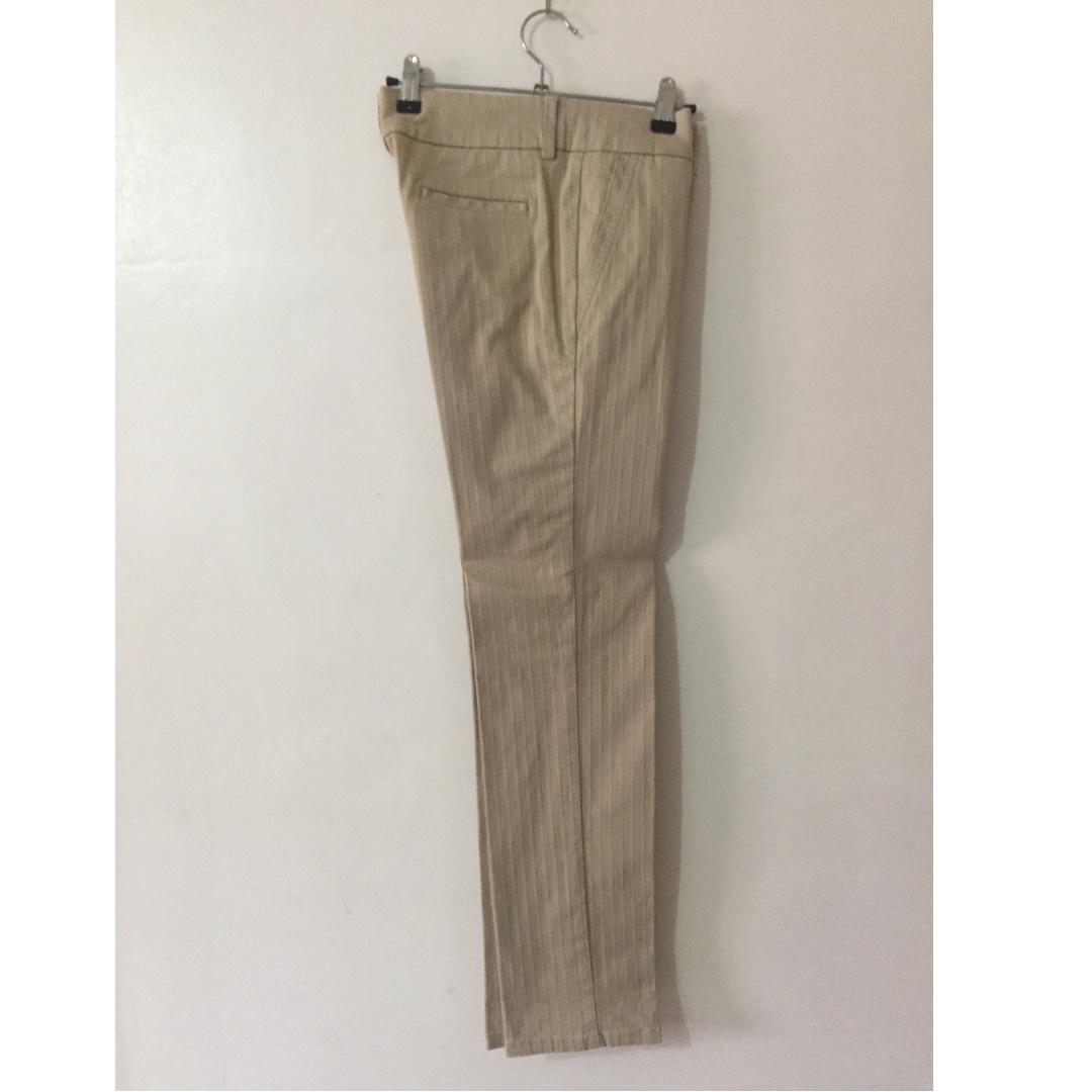 Her Bench Chino Pants Baratilyo Ph062 On Carousell