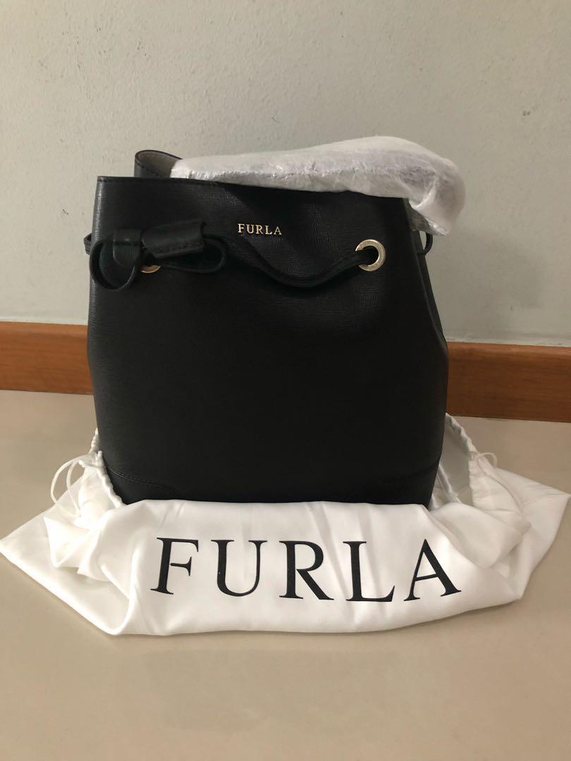 Furla stacy hotsell black