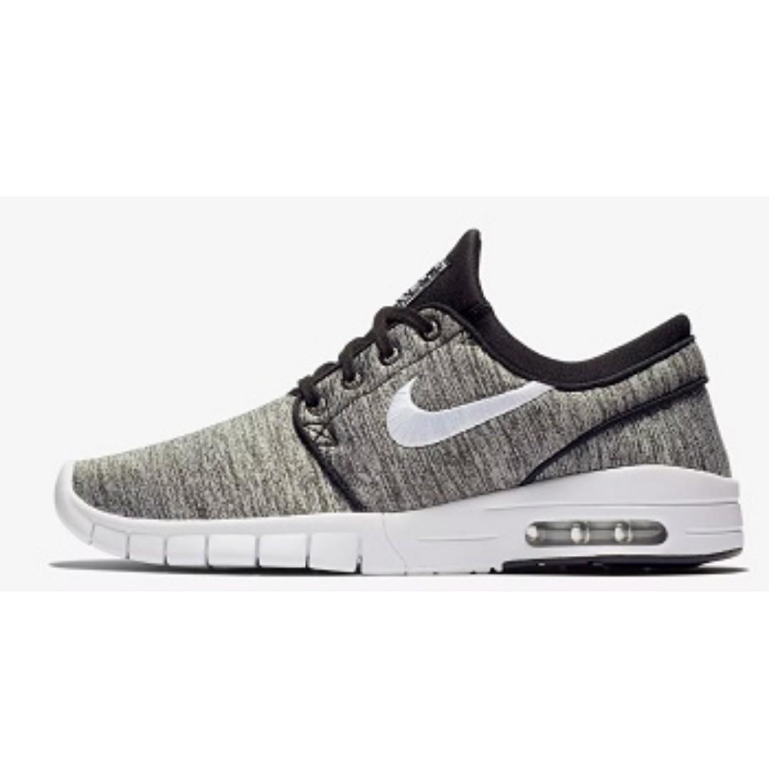 stefan janoski max black white