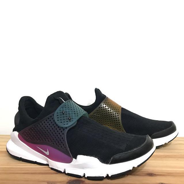 nike sock dart rainbow