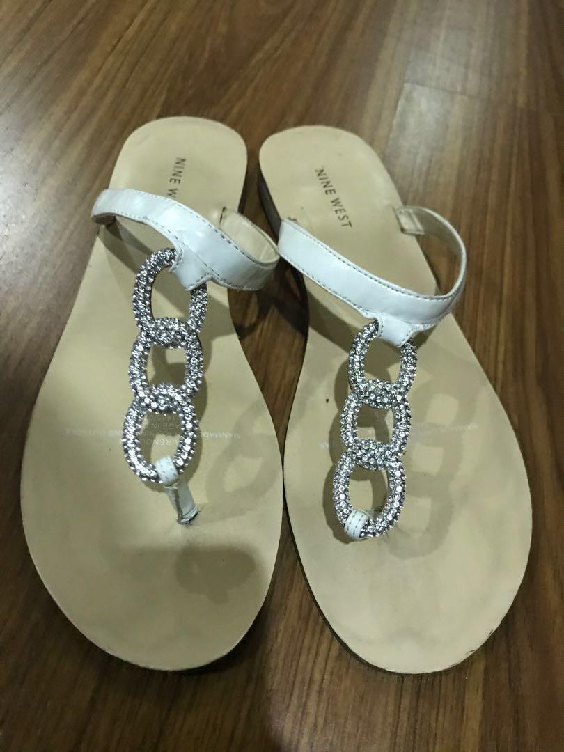 Nine West Sandals (Category: Flats & Sandals) located in Taguig. Submitted by tabetha_prado (Listing ID 178577901, Image 2). Description: Good condition Size 8 .