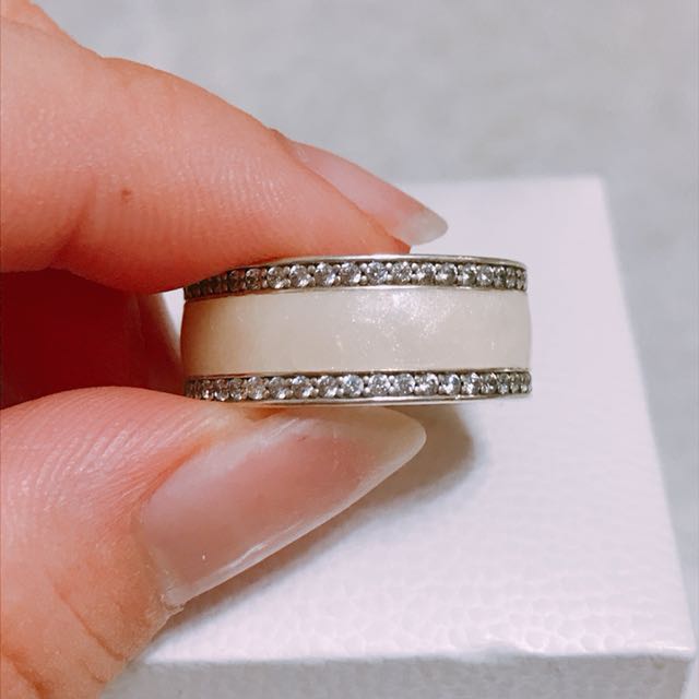 Pandora Pearlescent Hearts Of Pandora Ring Sz 56 Women S Fashion Jewellery On Carousell