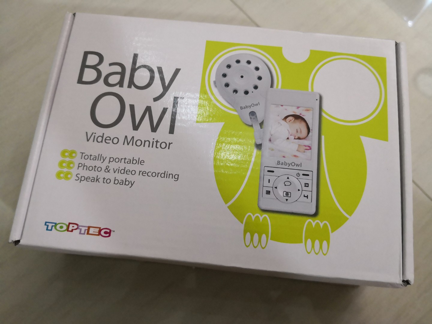 Owl video shop monitor