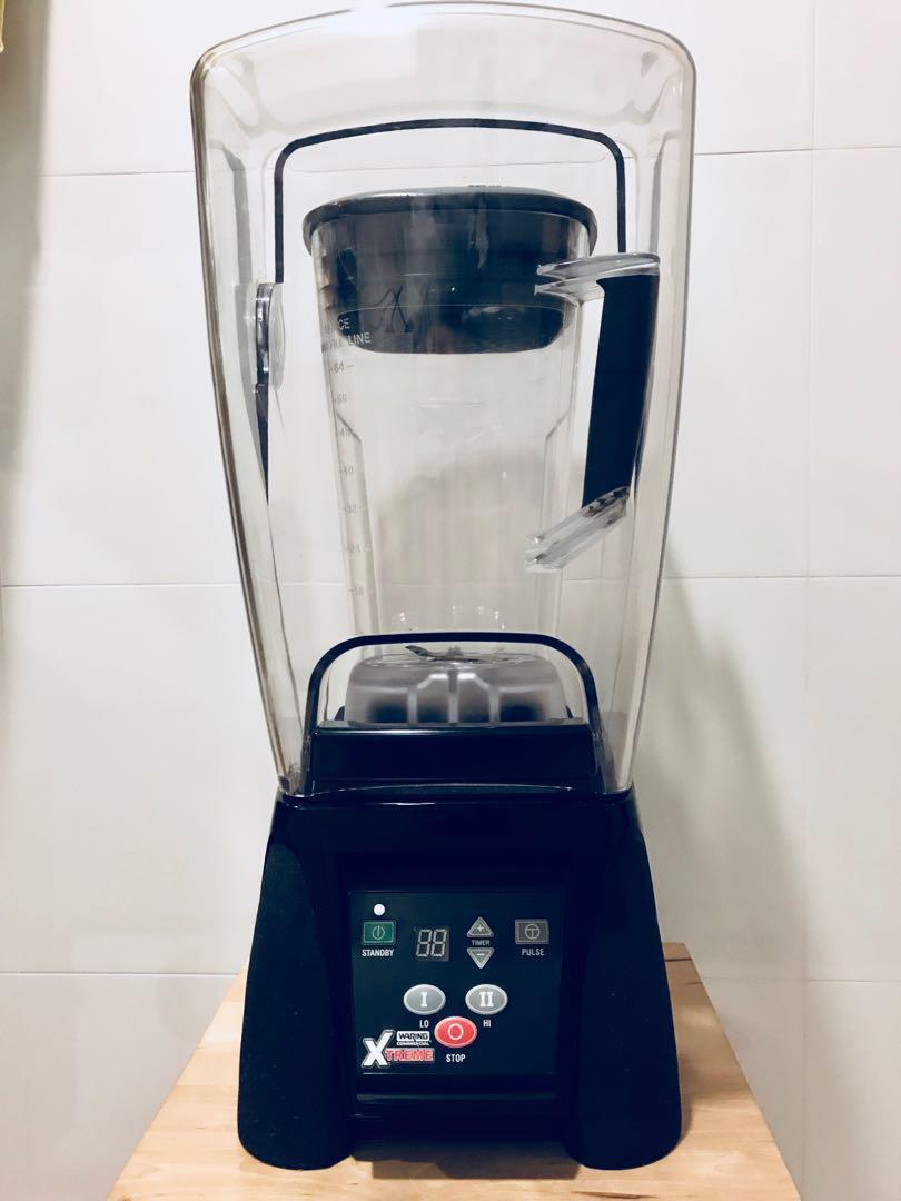 WARING COMMERCIAL XTREME Blender MX1100XT includes noise reduction