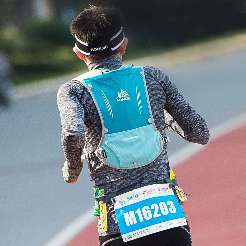 Marathon running backpack hot sale