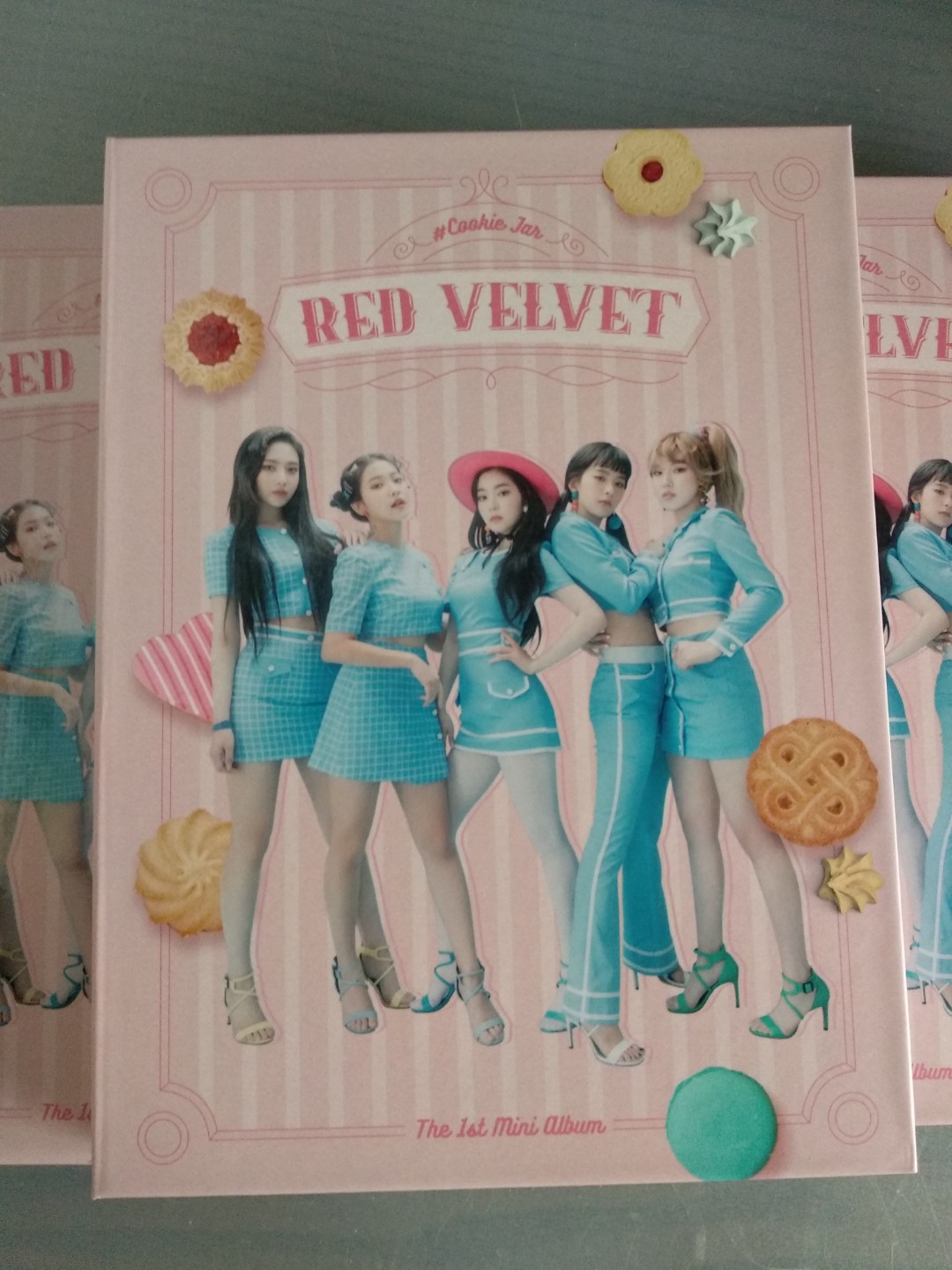 Wts Instock Red Velvet Cookie Jar Limited Edition Entertainment K Wave On Carousell The #cookie jar really throws me off, but i like the rest. carousell