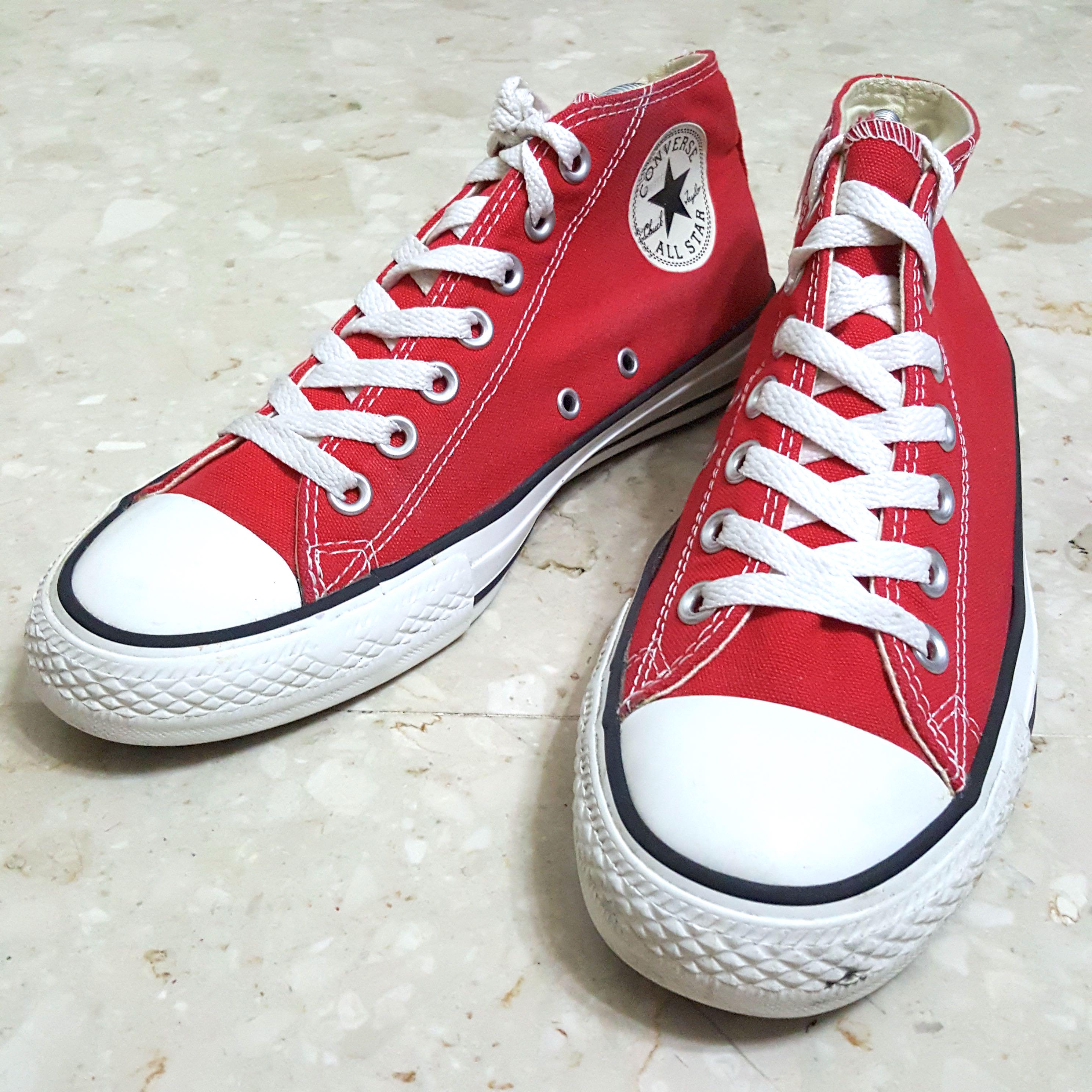 Red mid hotsell top converse