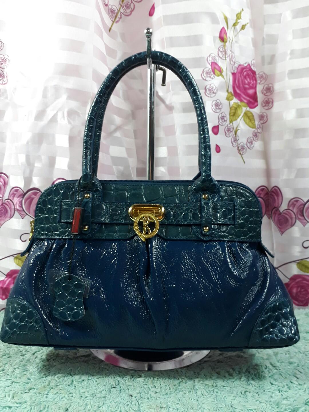 Roberta bags price discount