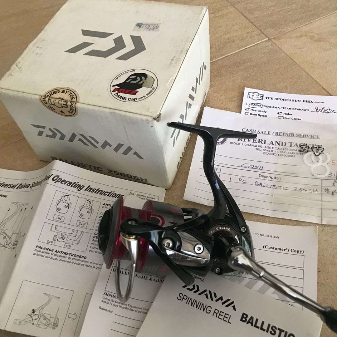 Daiwa ballistic 2500SH Fishing reel, Sports Equipment, Fishing on Carousell