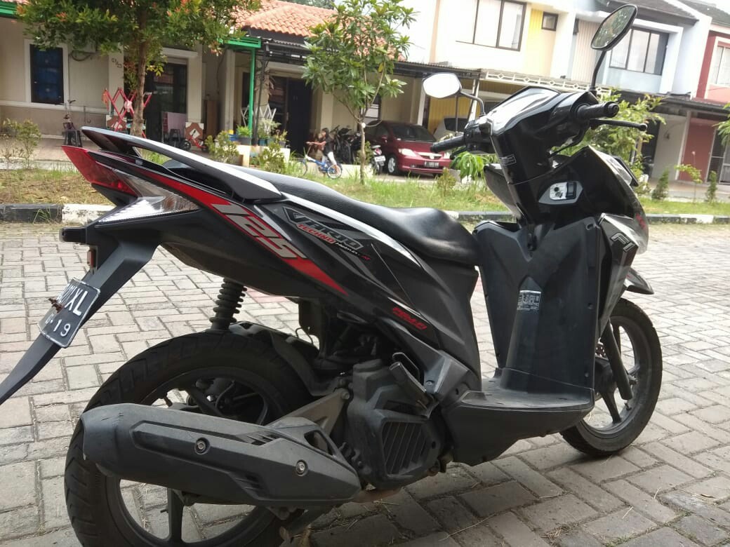 Honda vario 2014 terawat di Kota Denpasar Bali  Jualocom