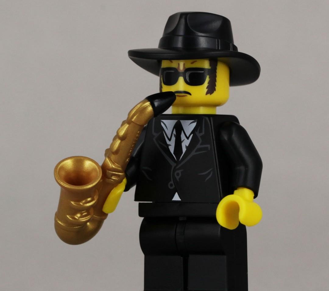 11 X 1 HAT FOR THE SAXOPHONE PLAYER  FROM SERIES 11 LEGO-MINIFIGURES SERIES 