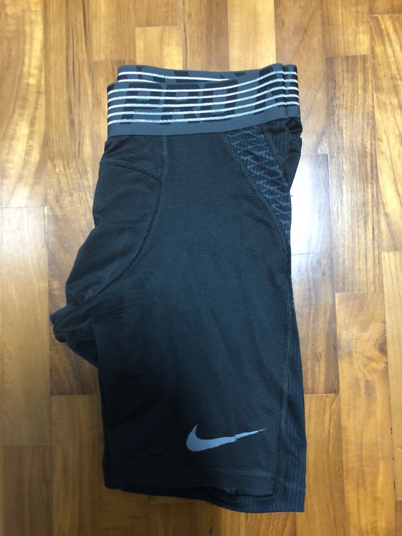 short nike compression
