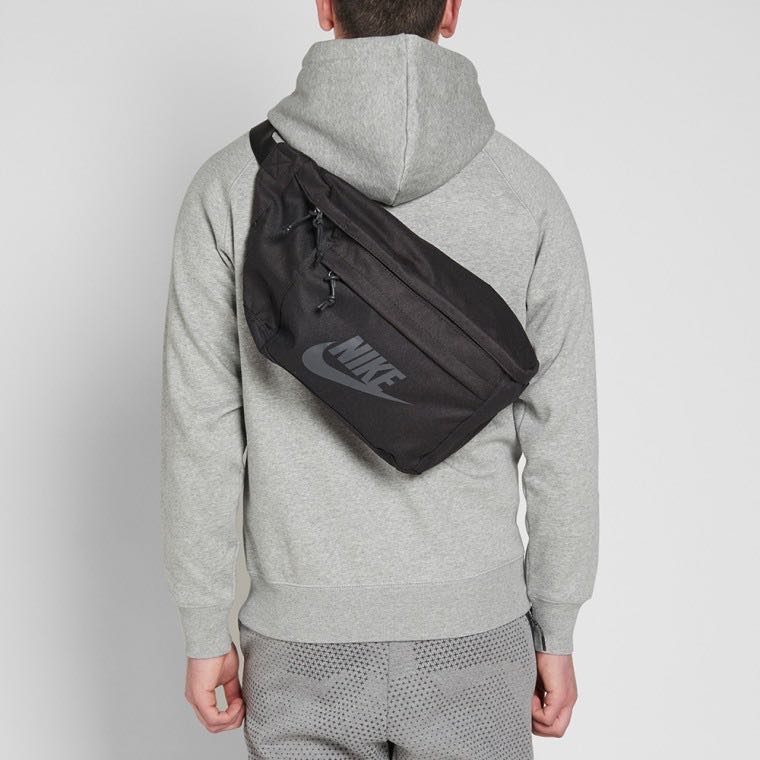 Nike Sling Bag, Men's Fashion, Bags 