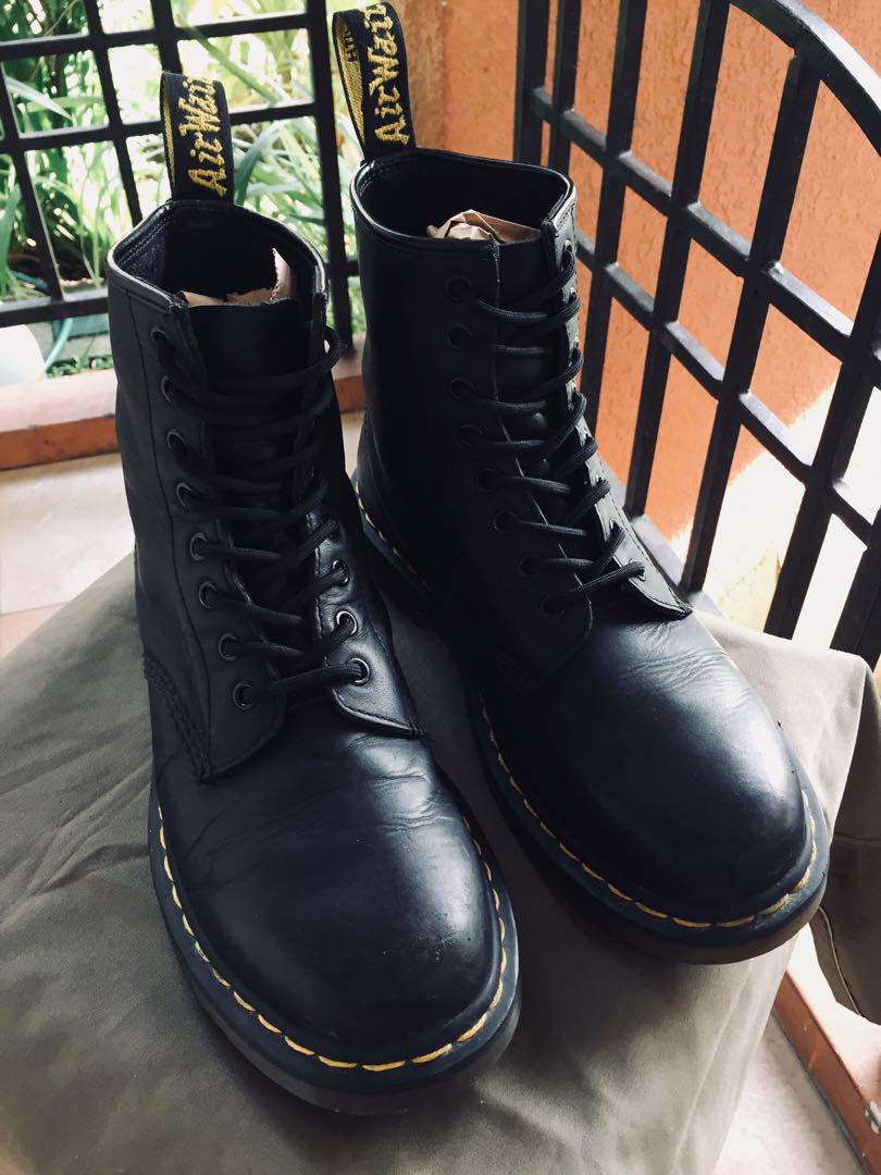 black dms size 4