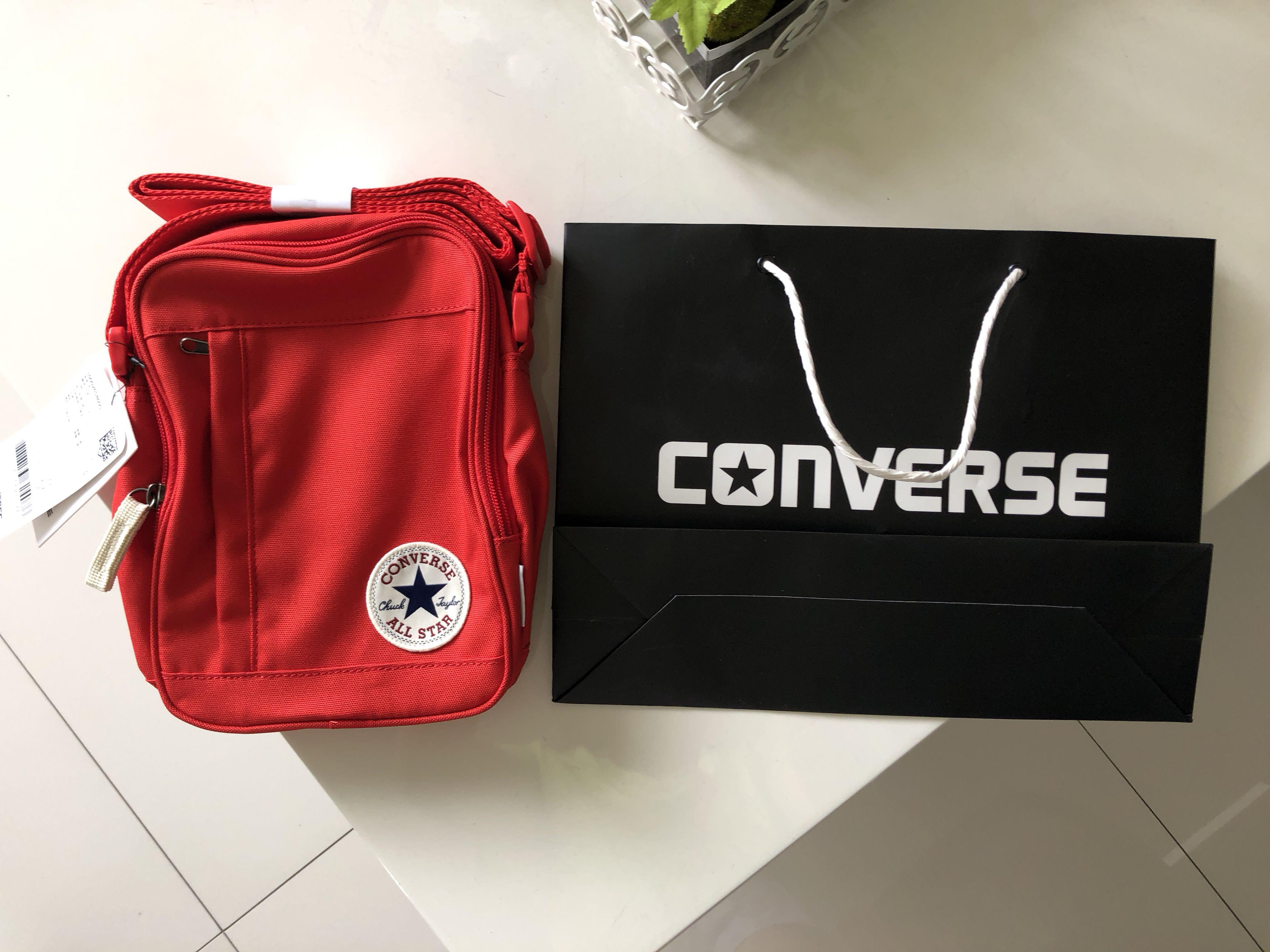 zahtjevi Legenda red converse bag 